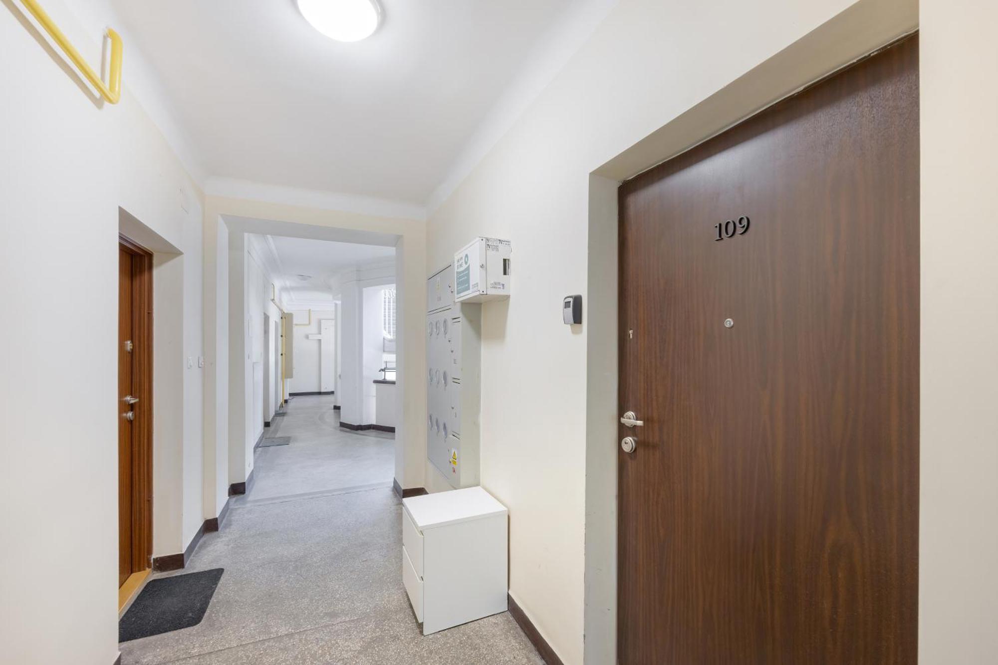J&W Apartments Studio Solidarnosci Warsaw Ngoại thất bức ảnh